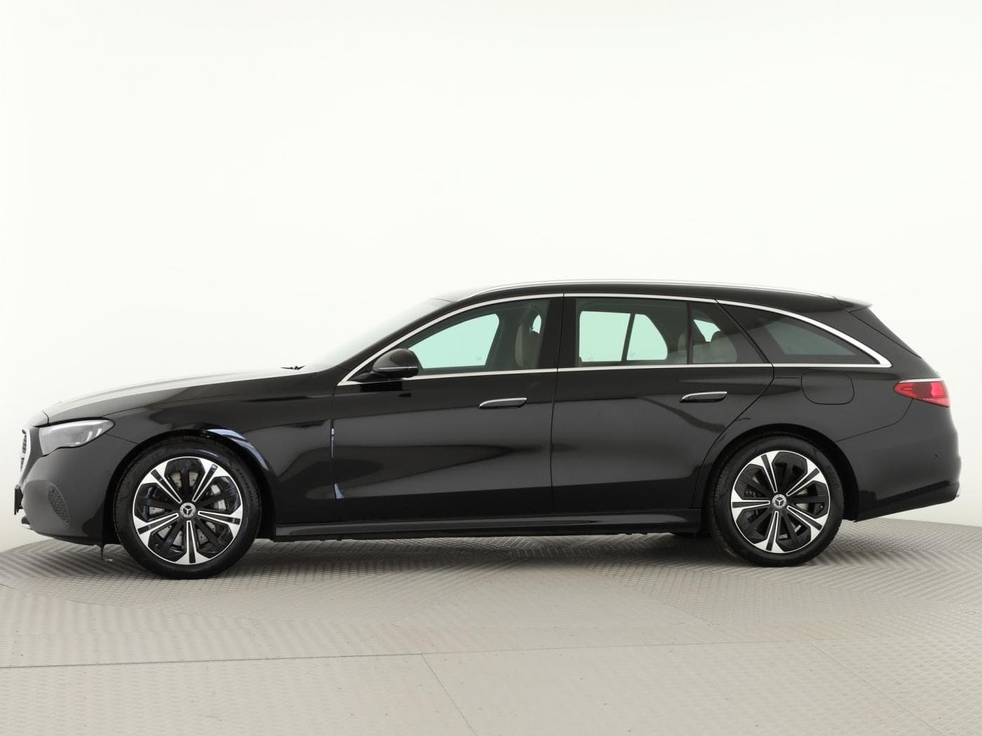 Mercedes-Benz E 300 de T Bild 7