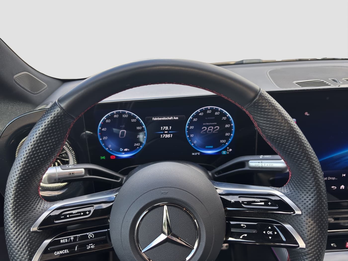 Mercedes-Benz CLA 350 4M EQ Bild 11
