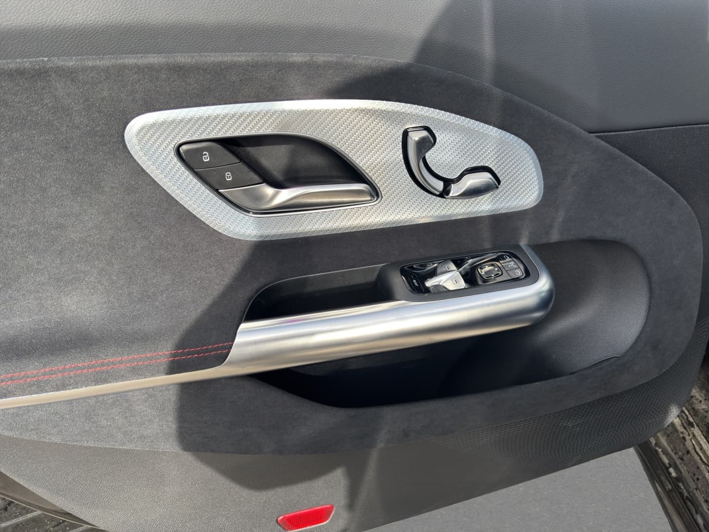 Mercedes-Benz CLA 350 4M EQ Bild 18