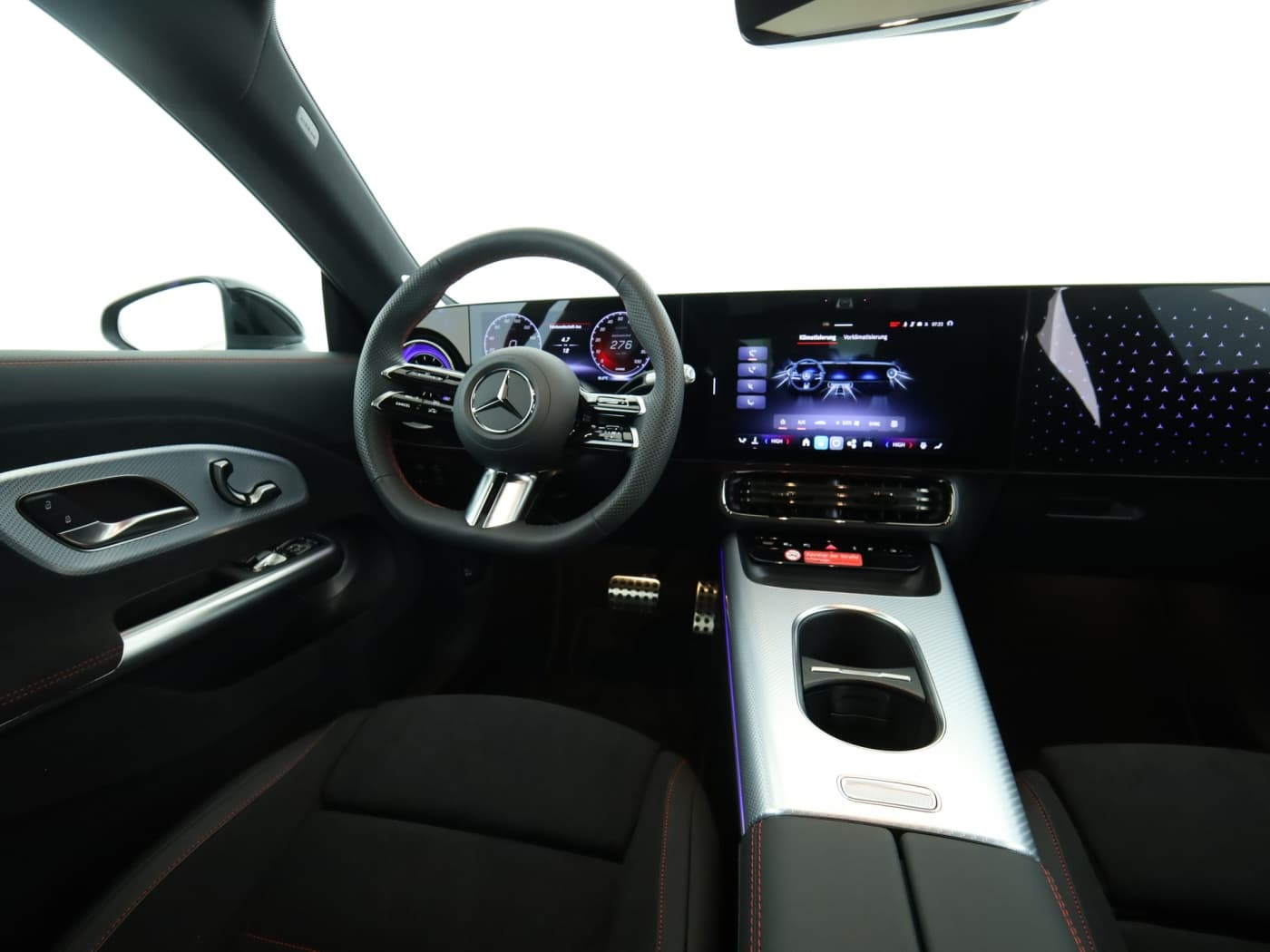 Mercedes-Benz CLA 250+ mit EQ Technologie Bild 10