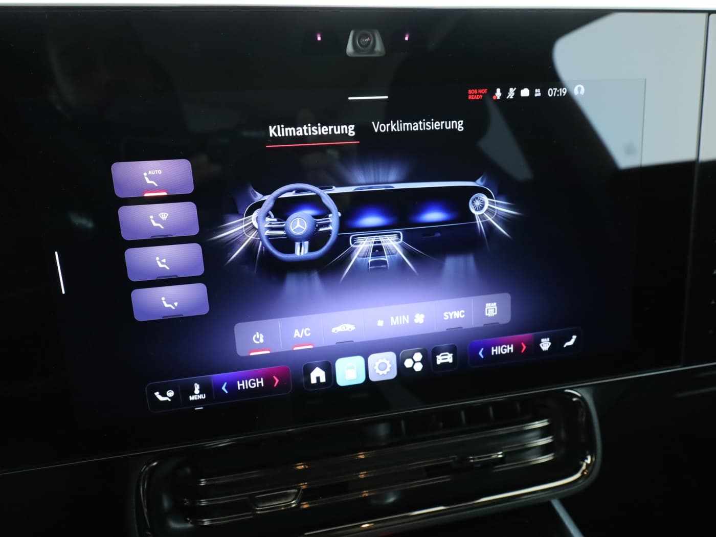 Mercedes-Benz CLA 250+ mit EQ Technologie Bild 14
