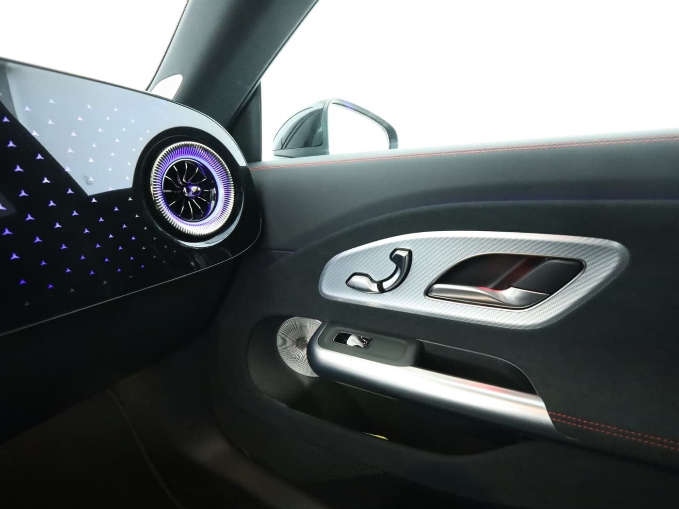 Mercedes-Benz CLA 250+ mit EQ Technologie Bild 16
