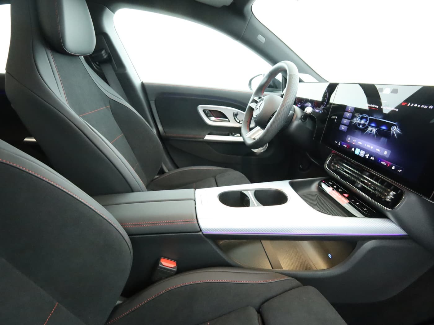 Mercedes-Benz CLA 250+ mit EQ Technologie Bild 17