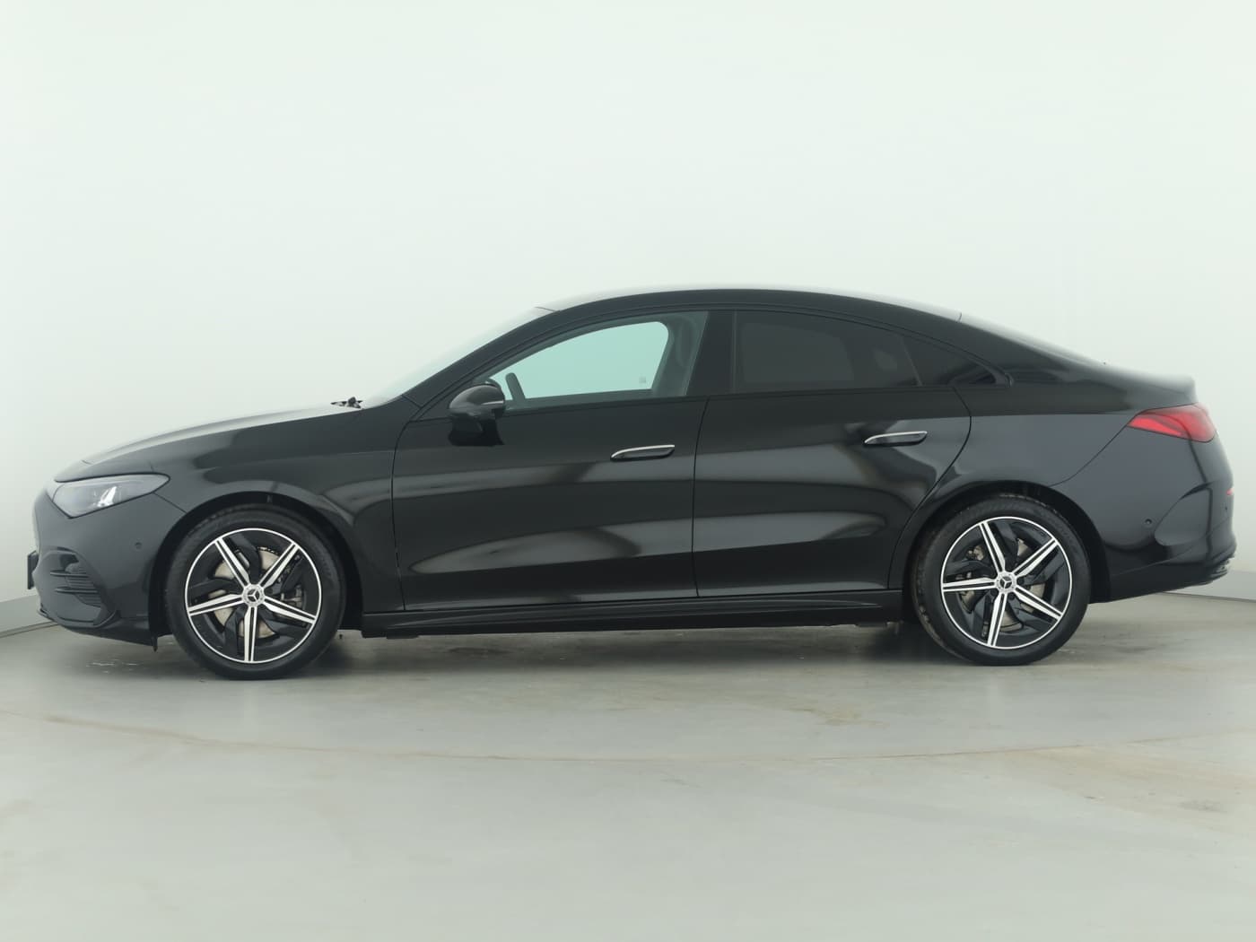 Mercedes-Benz CLA 250+ mit EQ Technologie Bild 7