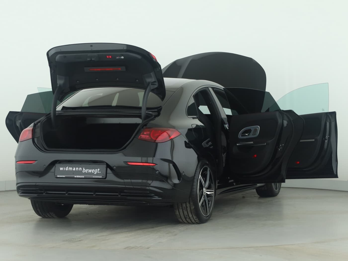 Mercedes-Benz CLA 250+ mit EQ Technologie Bild 9