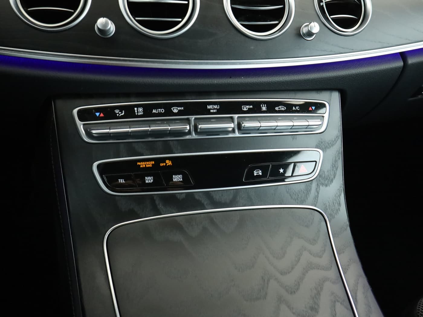 Mercedes-Benz E 300 de 4M T Bild 14