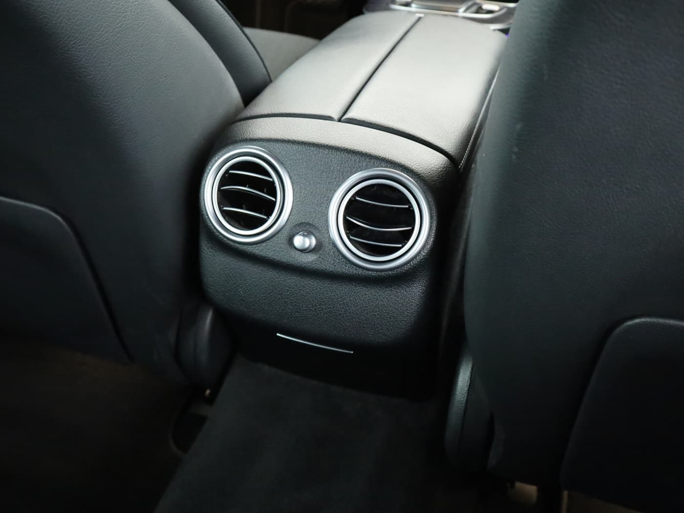 Mercedes-Benz E 300 de 4M T Bild 23