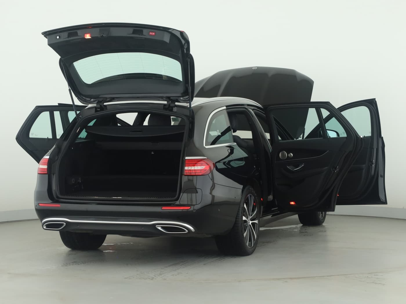 Mercedes-Benz E 300 de 4M T Bild 9