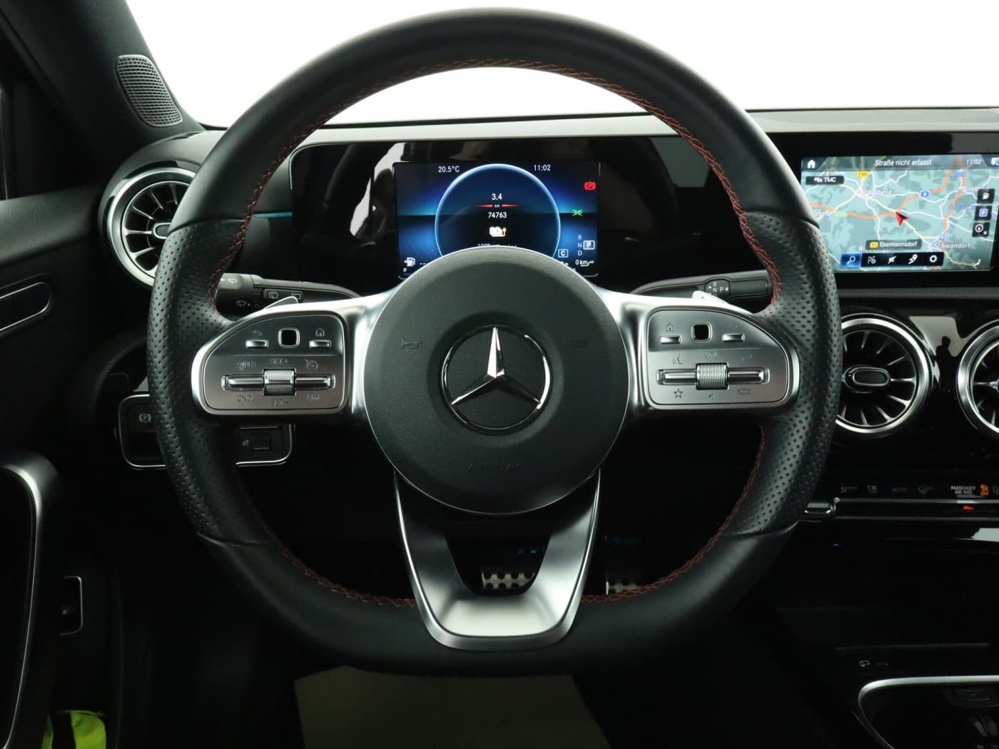 Mercedes-Benz A 250 e Bild 11
