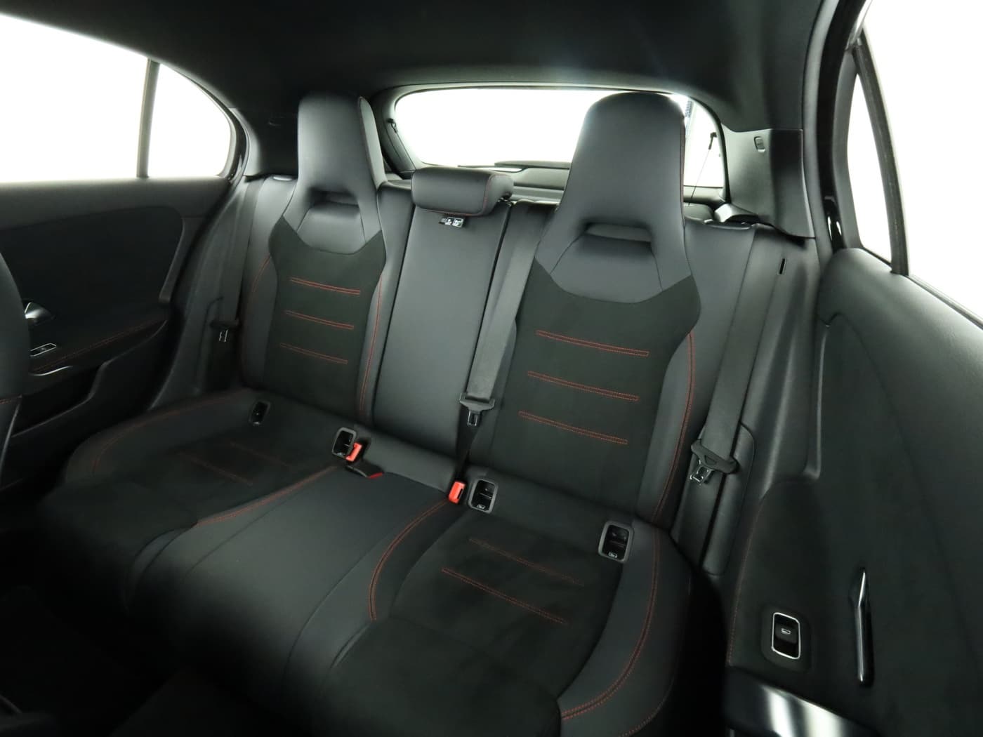 Mercedes-Benz A 250 e Bild 18