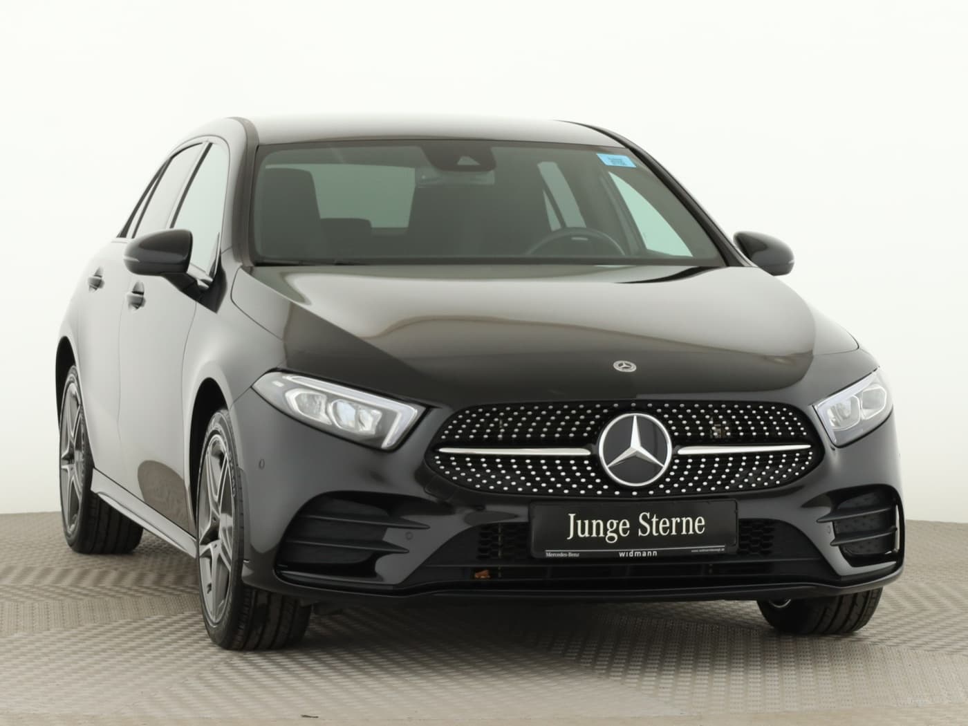 Mercedes-Benz A 250 e Bild 3