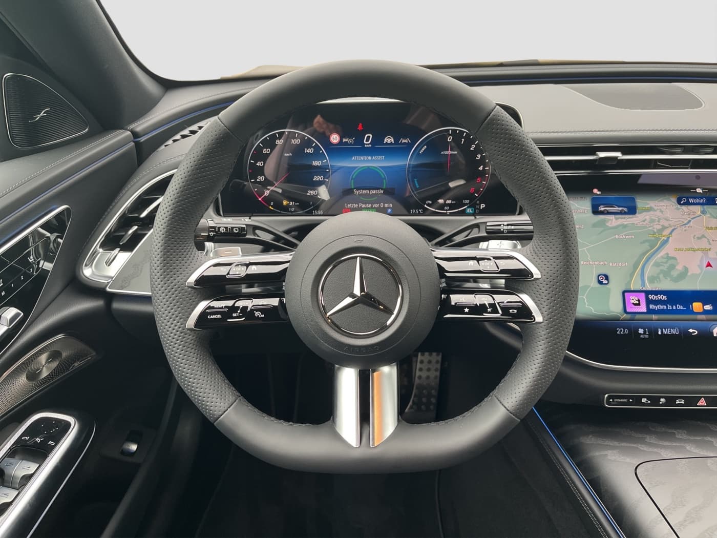 Mercedes-Benz E 300 de 4MATIC T-Modell mit EQ Hybrid Technologie Bild 10