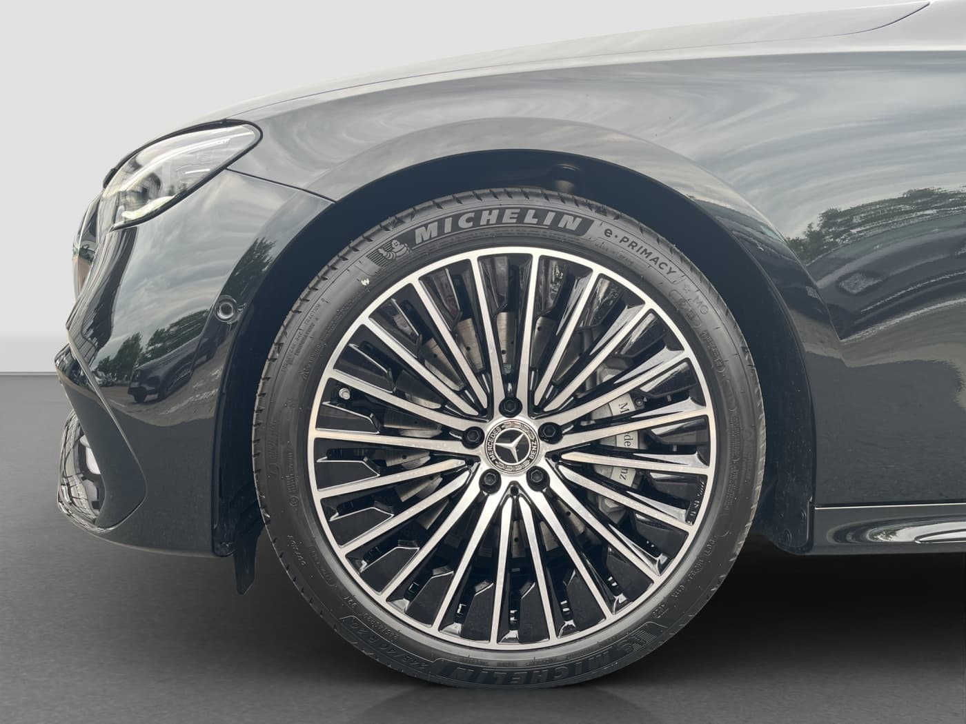 Mercedes-Benz E 300 de 4MATIC T-Modell mit EQ Hybrid Technologie Bild 19