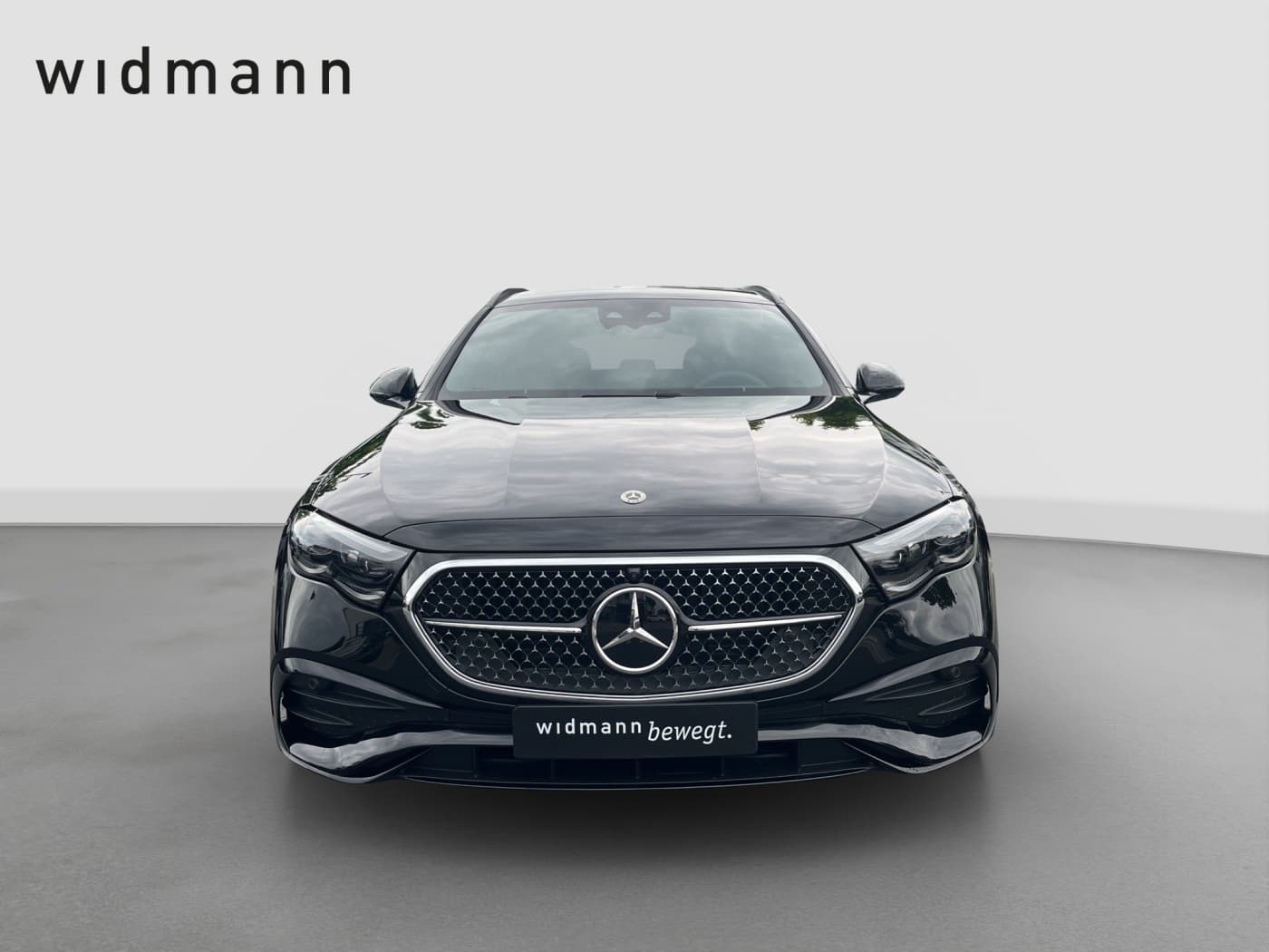 Mercedes-Benz E 300 de 4MATIC T-Modell mit EQ Hybrid Technologie Bild 2