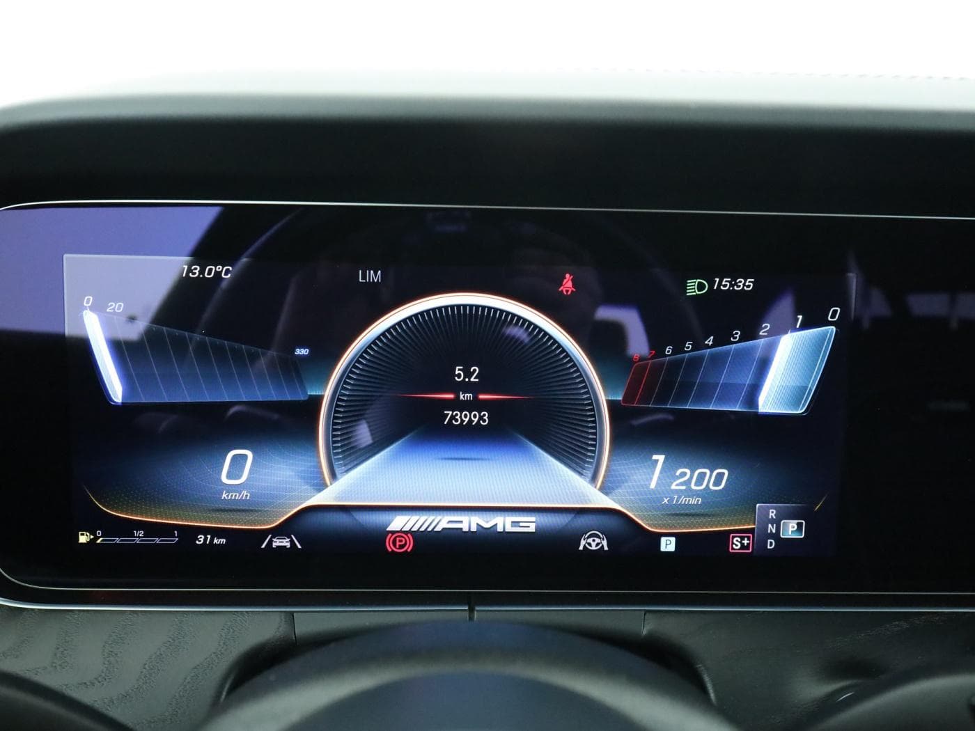 Mercedes-Benz E 63 AMG S 4M+ T Bild 12