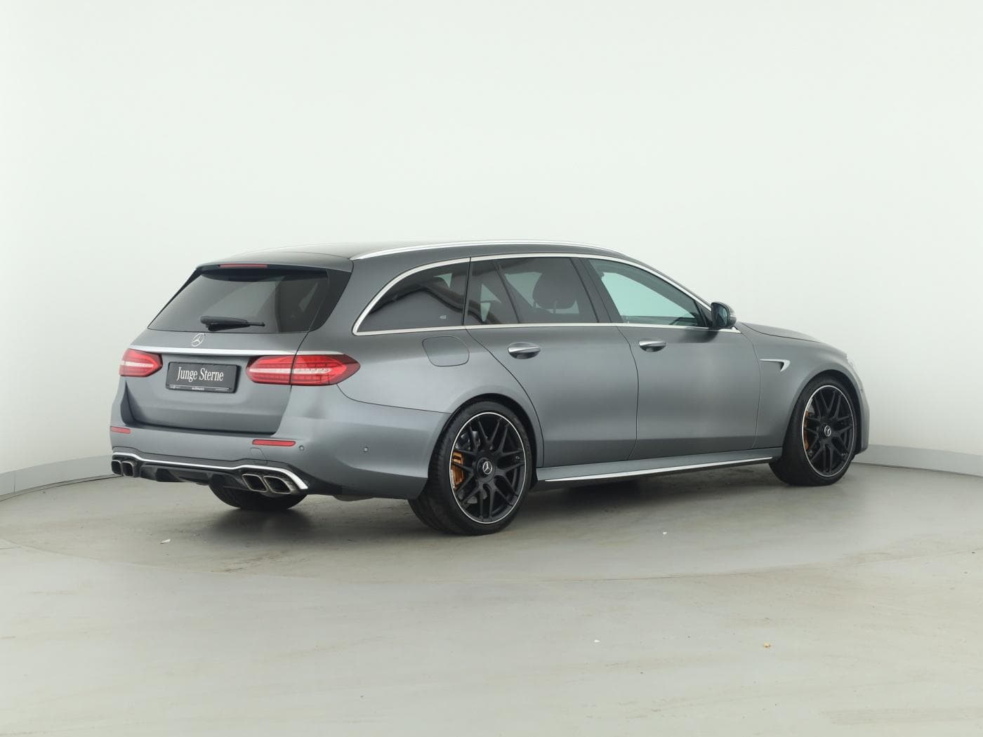Mercedes-Benz E 63 AMG S 4M+ T Bild 6