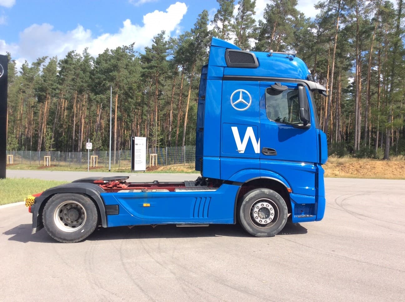 Mercedes-Benz Actros 1848 LS Bild 12