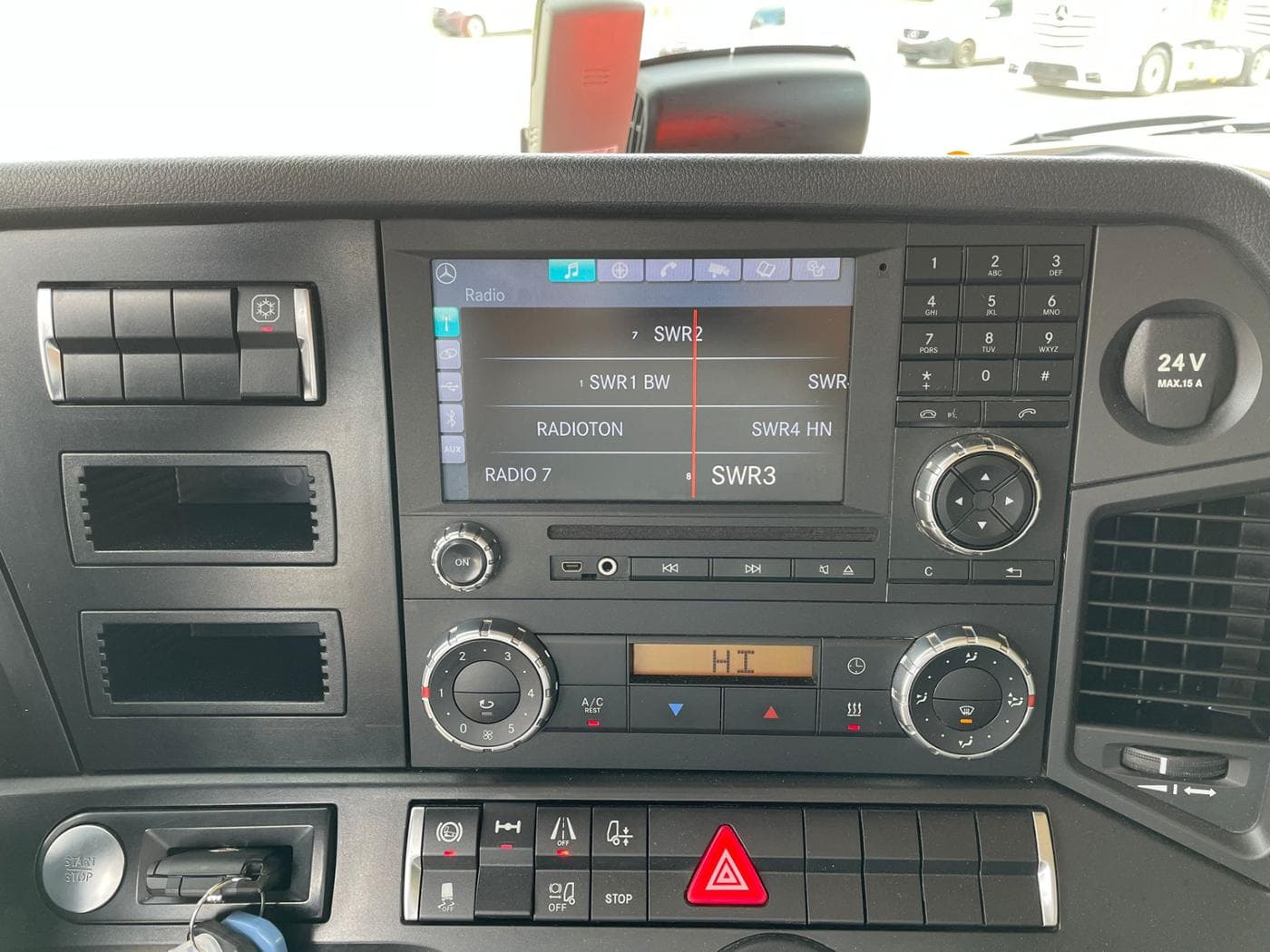 Mercedes-Benz Actros 1848 LS Bild 17