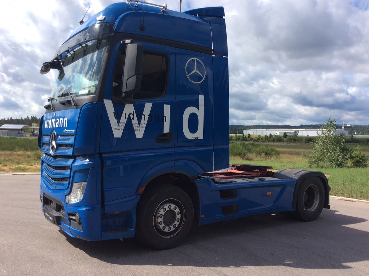 Mercedes-Benz Actros 1848 LS Bild 4