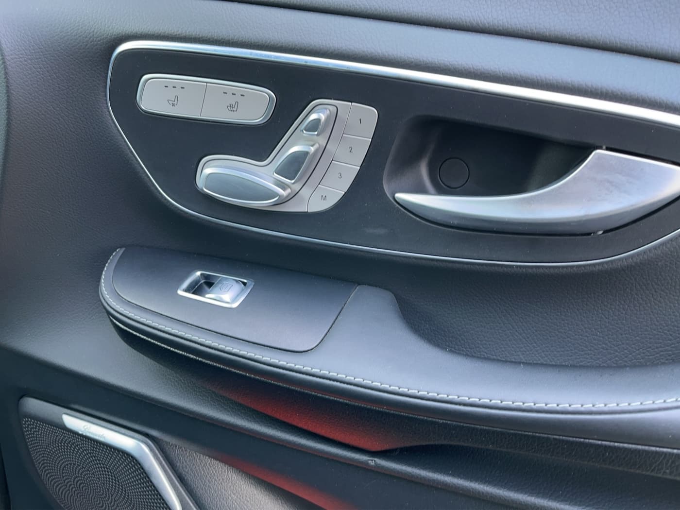 Mercedes-Benz V 300 d Avantgarde Edition AMG Bild 13