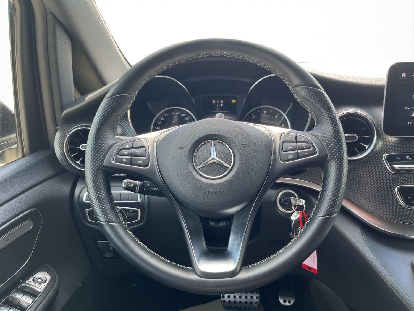 Mercedes-Benz V-Klasse V 300 d EDITION AMG-Line Bild 10