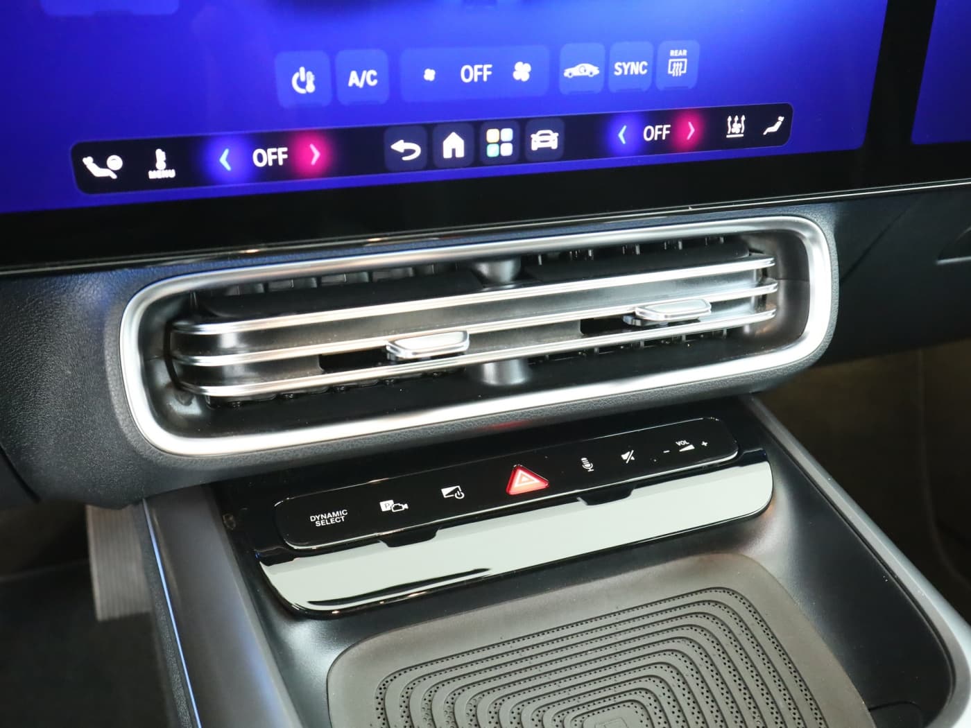Mercedes-Benz CLA 350 4M EQ Bild 14