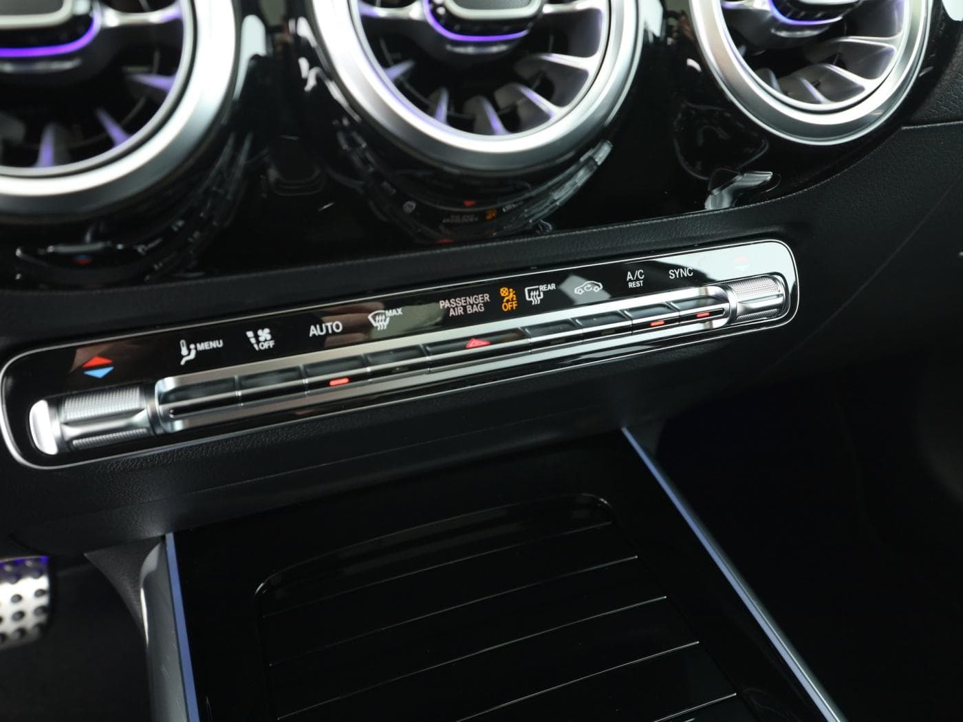 Mercedes-Benz B 220 d Bild 14