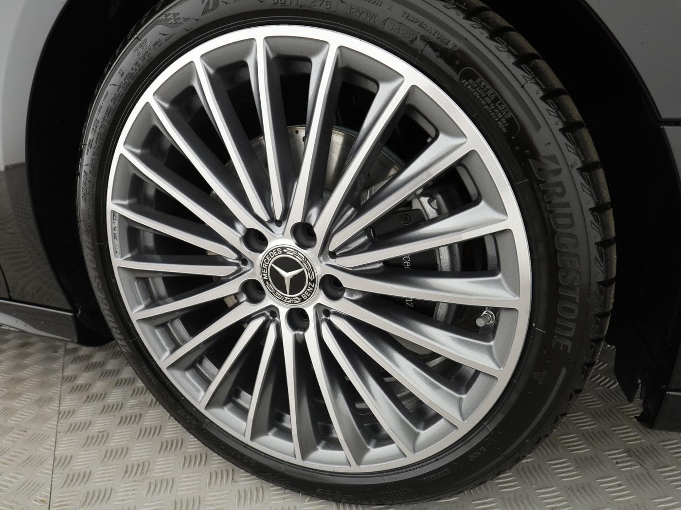 Mercedes-Benz B 220 d Bild 22