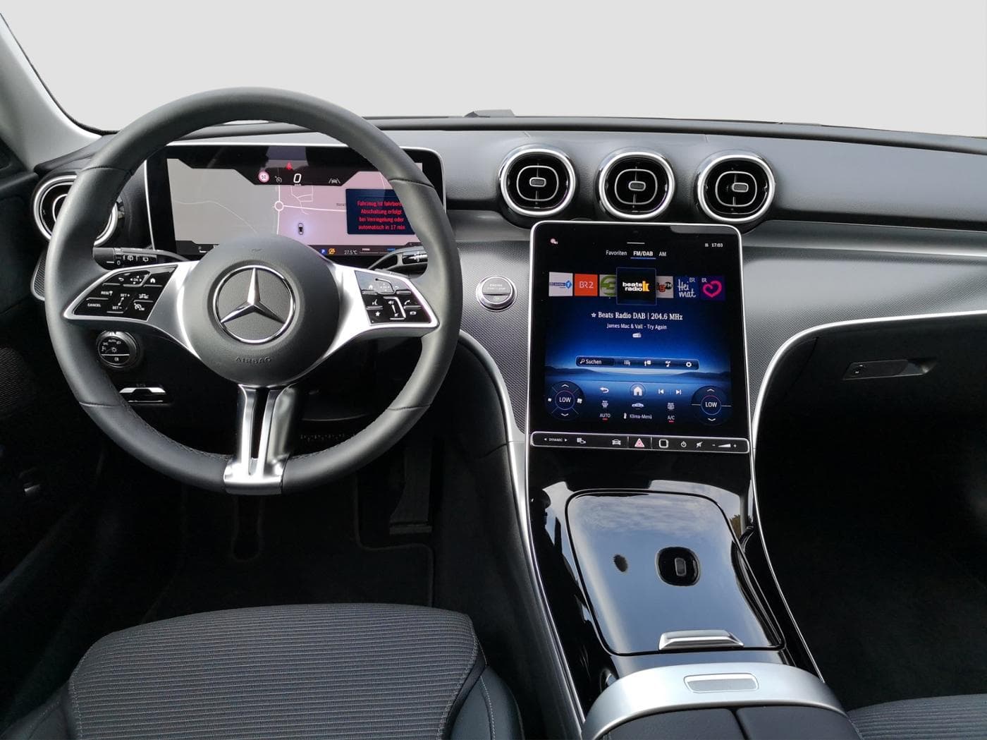 Mercedes-Benz C 180 T Bild 9