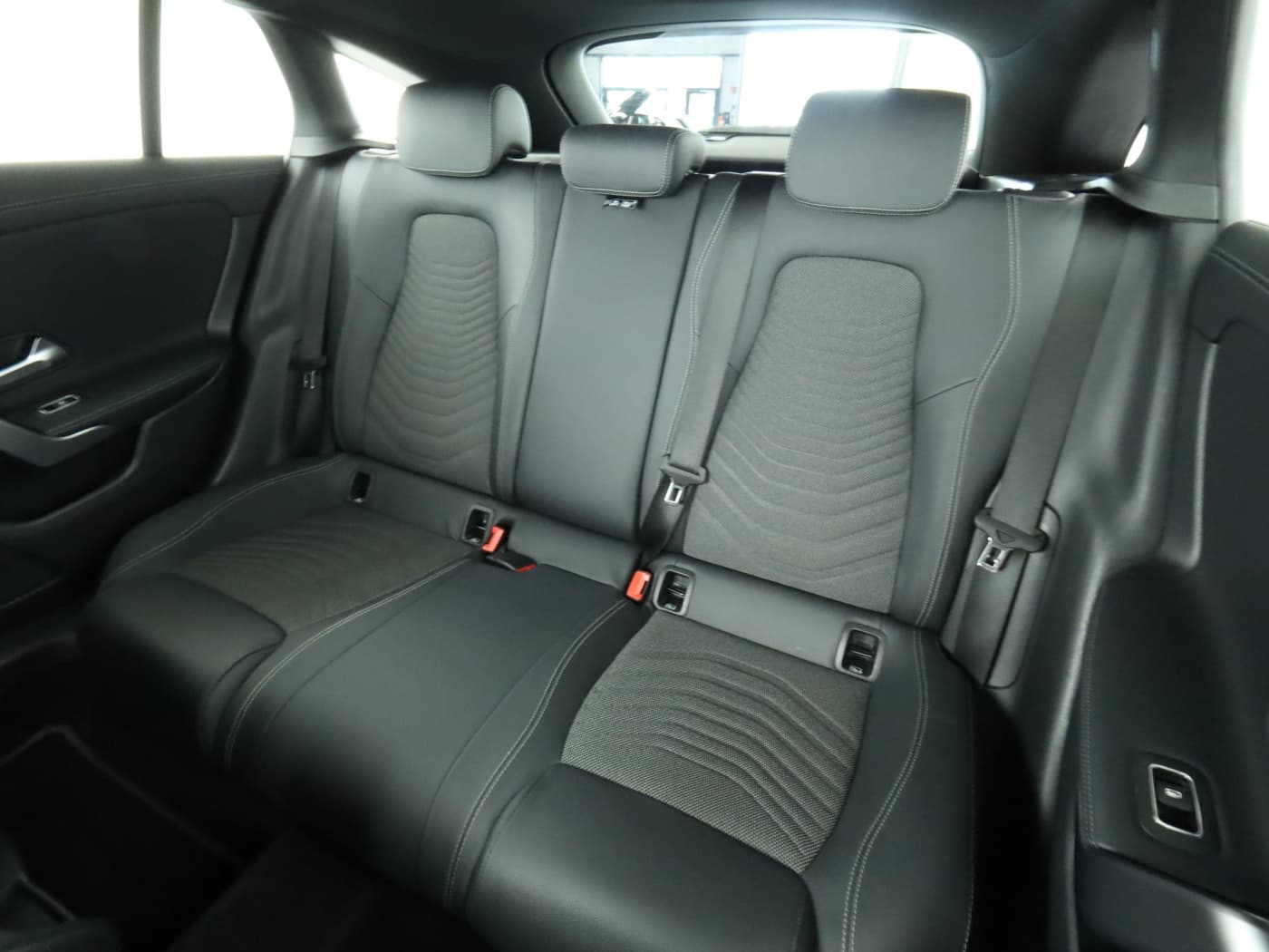 Mercedes-Benz CLA 220 d SB Bild 18