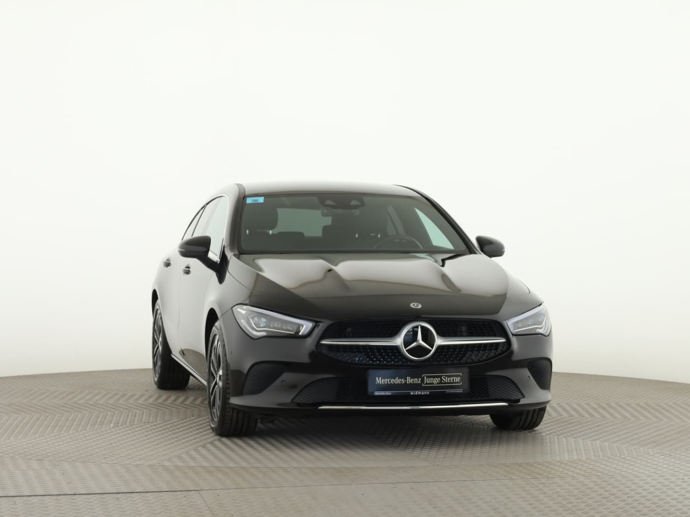 Mercedes-Benz CLA 220 d SB Bild 3