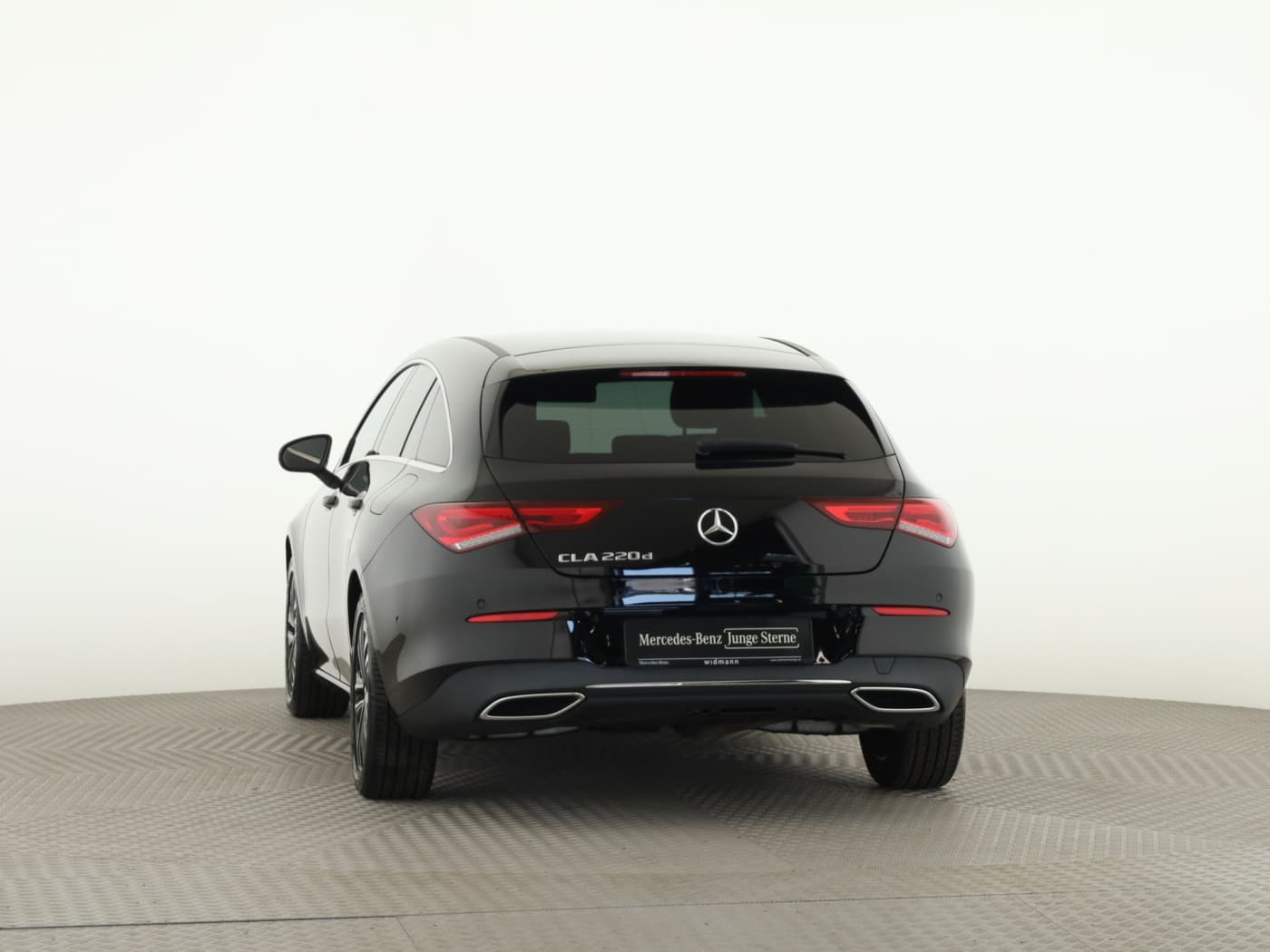 Mercedes-Benz CLA 220 d SB Bild 4