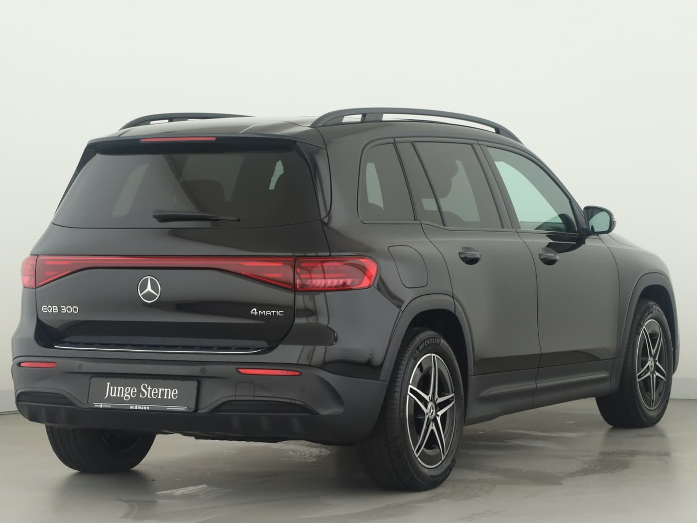 Mercedes-Benz EQB 300 4M Bild 2
