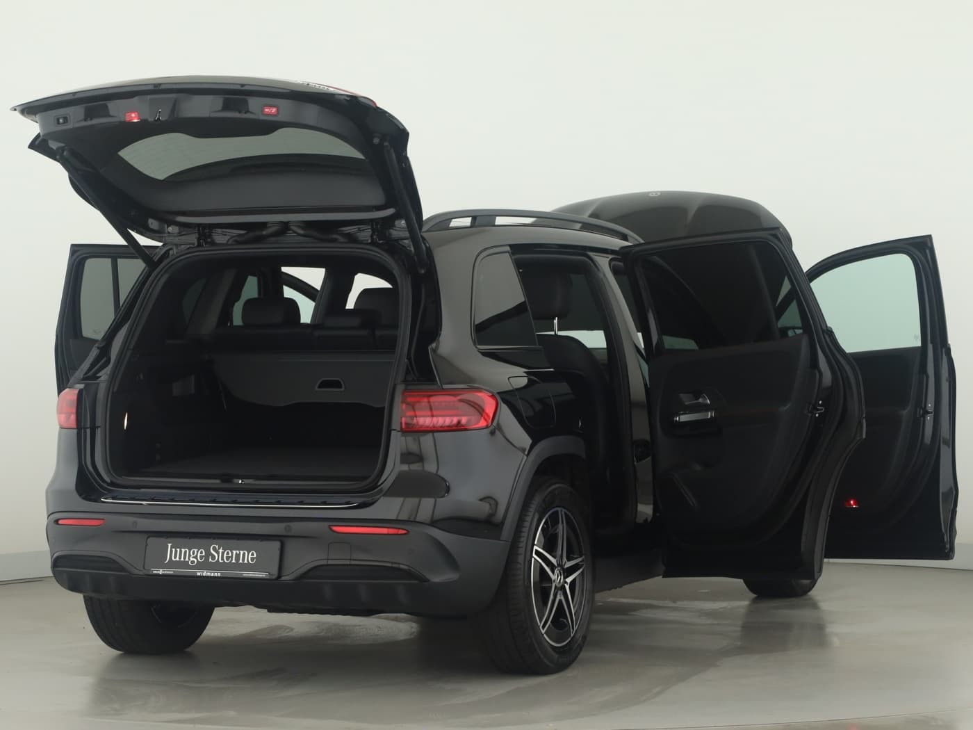 Mercedes-Benz EQB 300 4M Bild 9