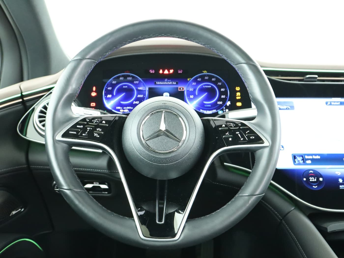 Mercedes-Benz EQS 450 4M SUV Bild 11