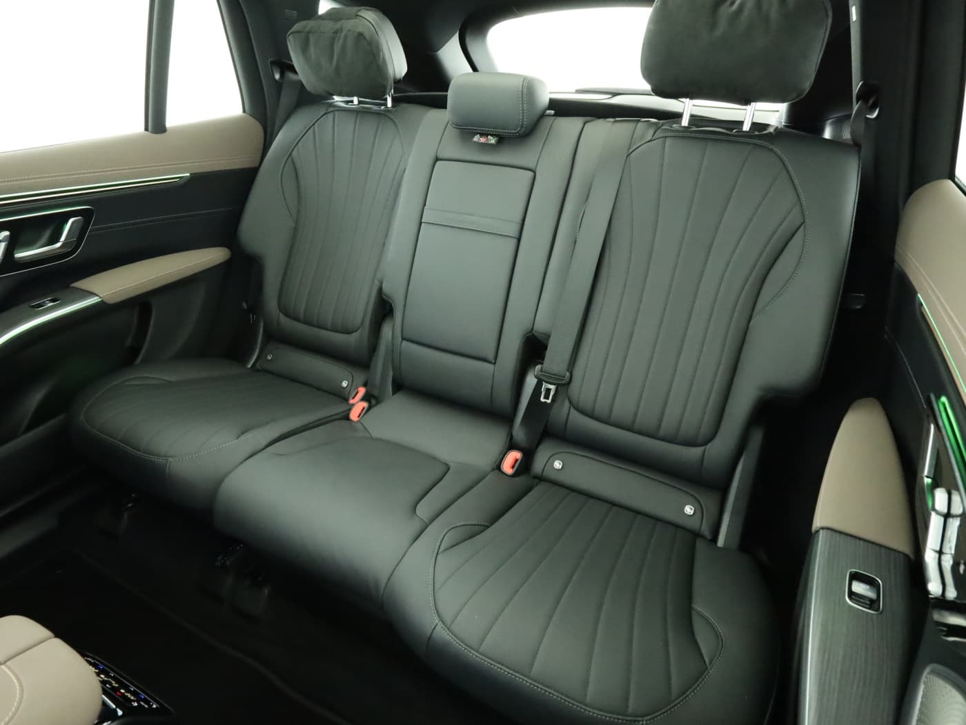 Mercedes-Benz EQS 450 4M SUV Bild 18