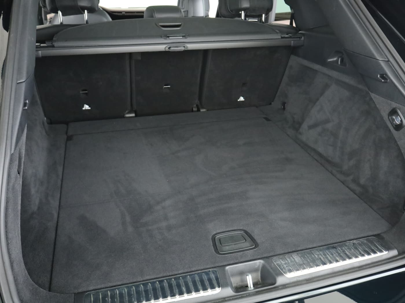 Mercedes-Benz EQS 450 4M SUV Bild 23