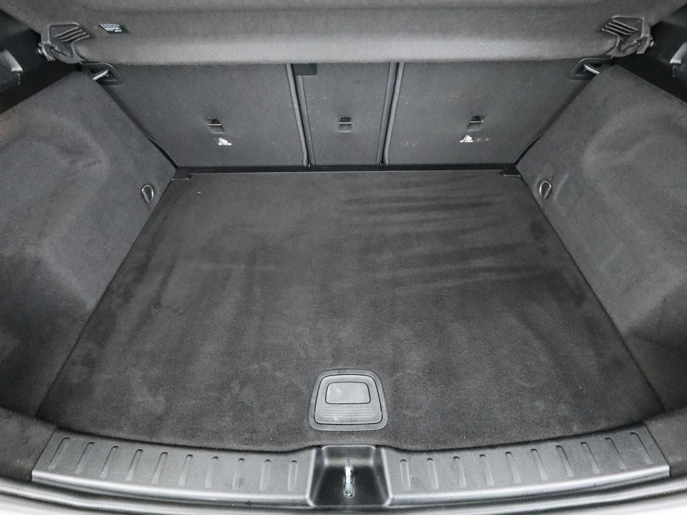 Mercedes-Benz GLA 250 4M Bild 23