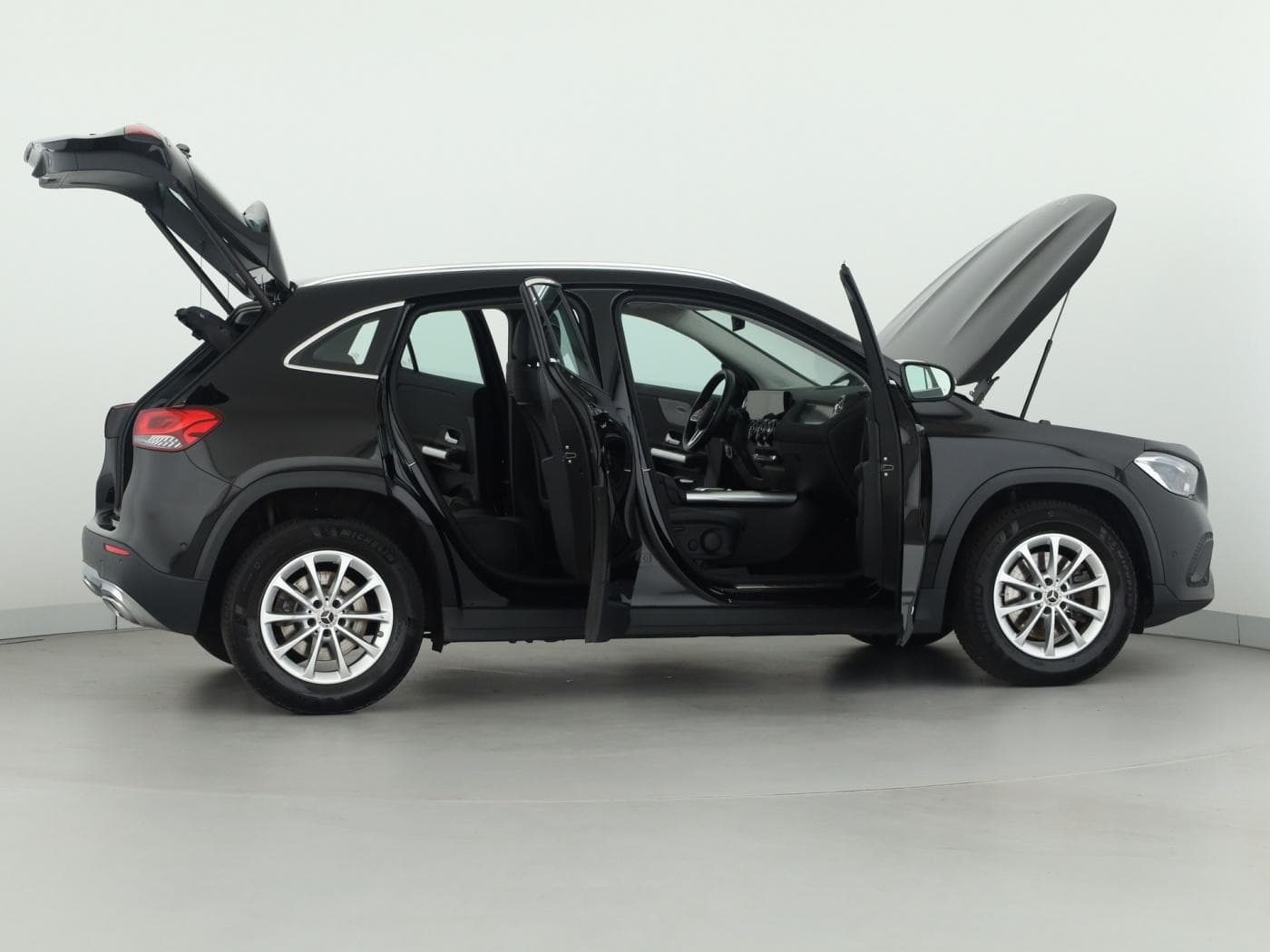 Mercedes-Benz GLA 250 4M Bild 8