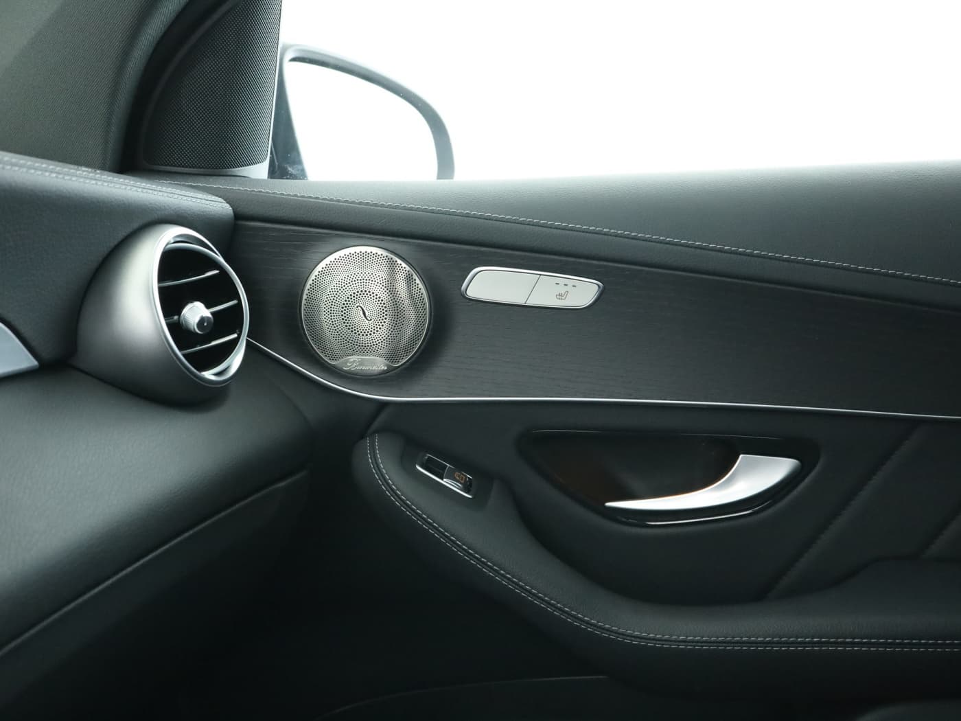 Mercedes-Benz GLC 300 e 4M Coup Bild 16