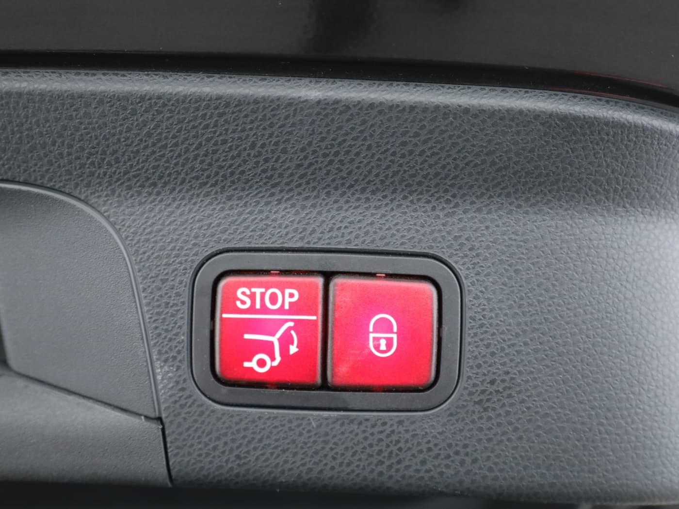 Mercedes-Benz GLC 300 e 4M Coup Bild 26