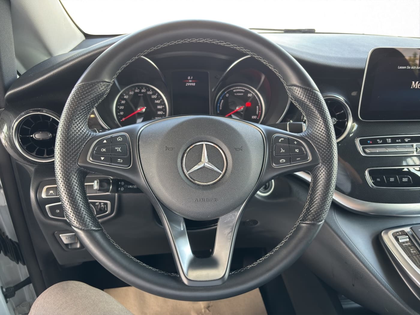 Mercedes-Benz EQV 300 Lang Bild 10