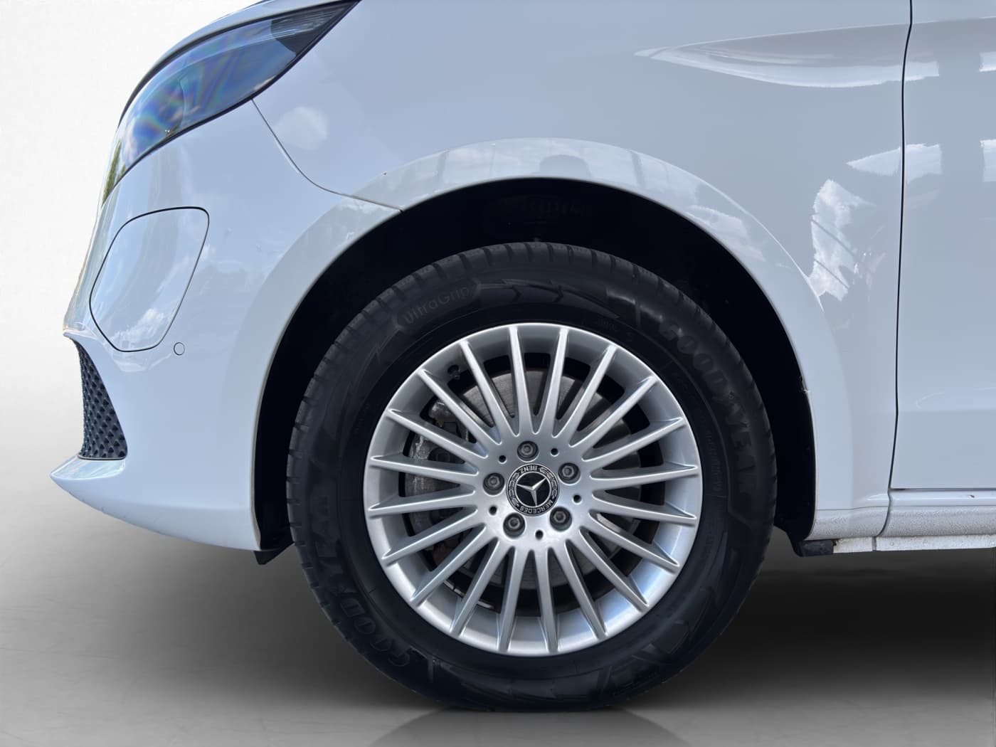 Mercedes-Benz EQV 300 Lang Bild 17