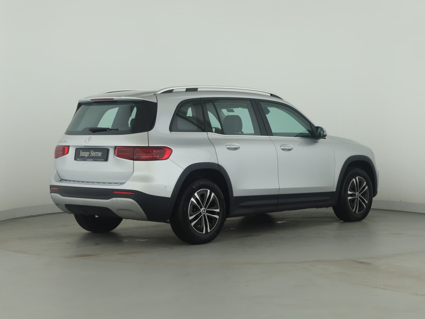 Mercedes-Benz GLB 180 d Bild 6