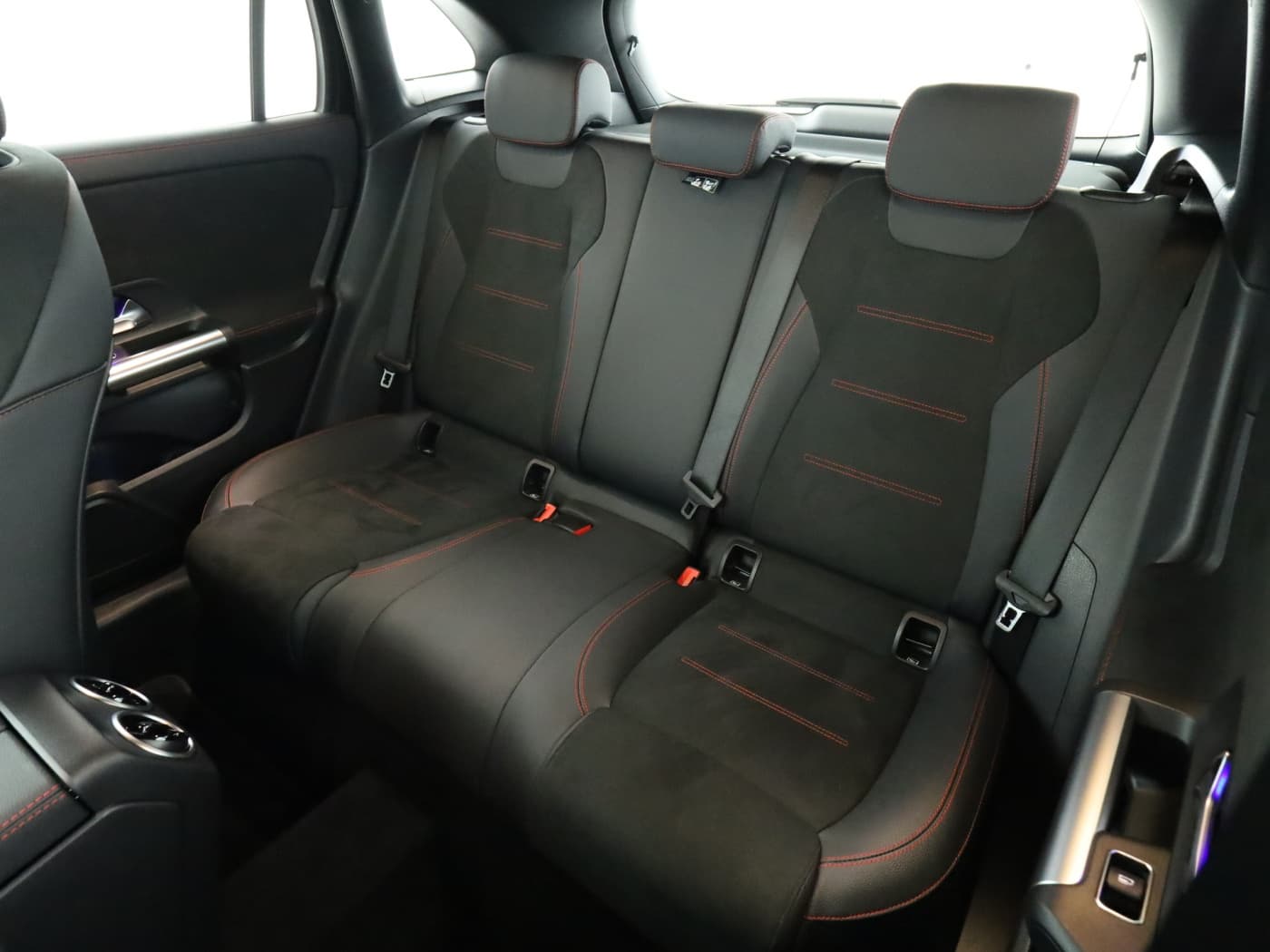 Mercedes-Benz GLA 200 Bild 18