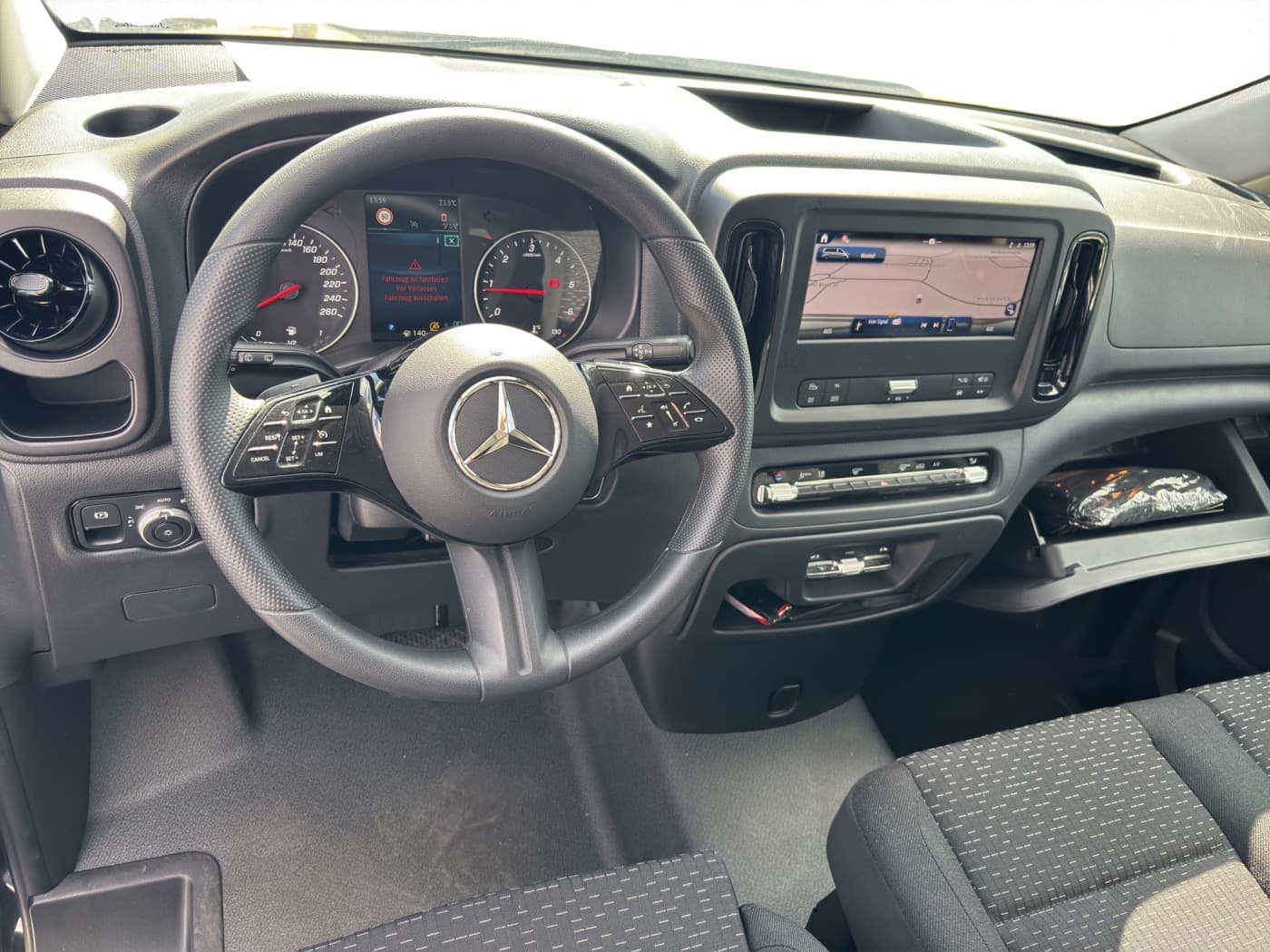 Mercedes-Benz Vito 116 CDI Tourer PRO Lang Bild 9