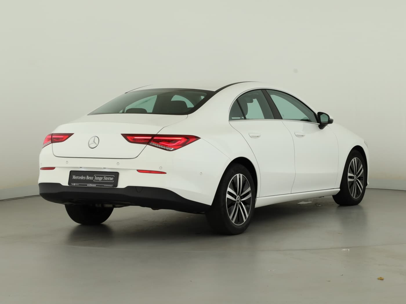 Mercedes-Benz CLA 200 d Bild 2