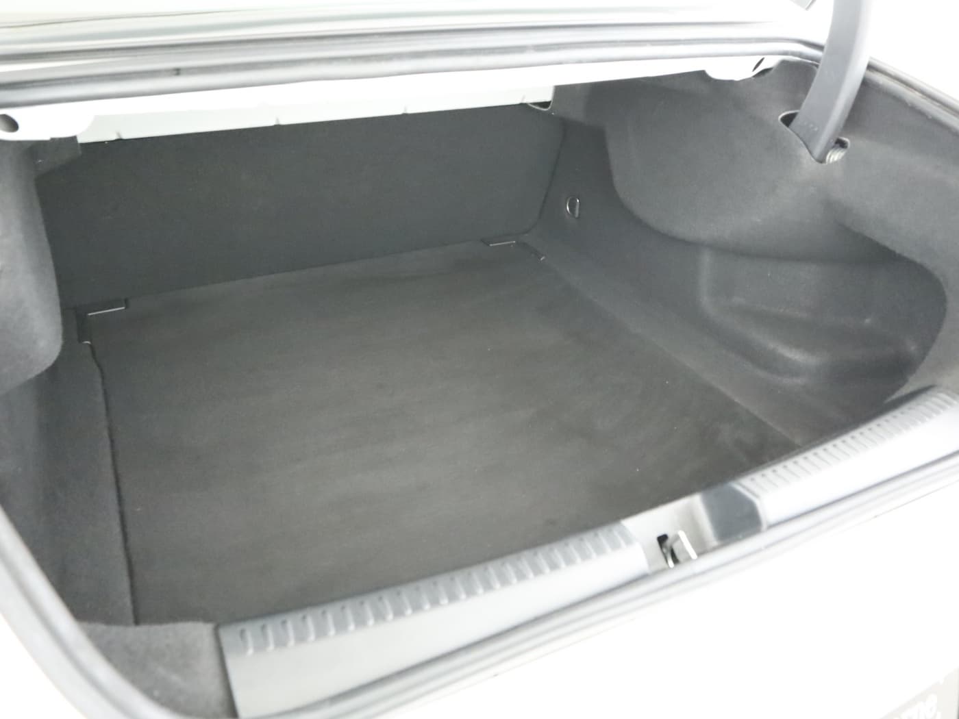 Mercedes-Benz CLA 200 d Bild 22