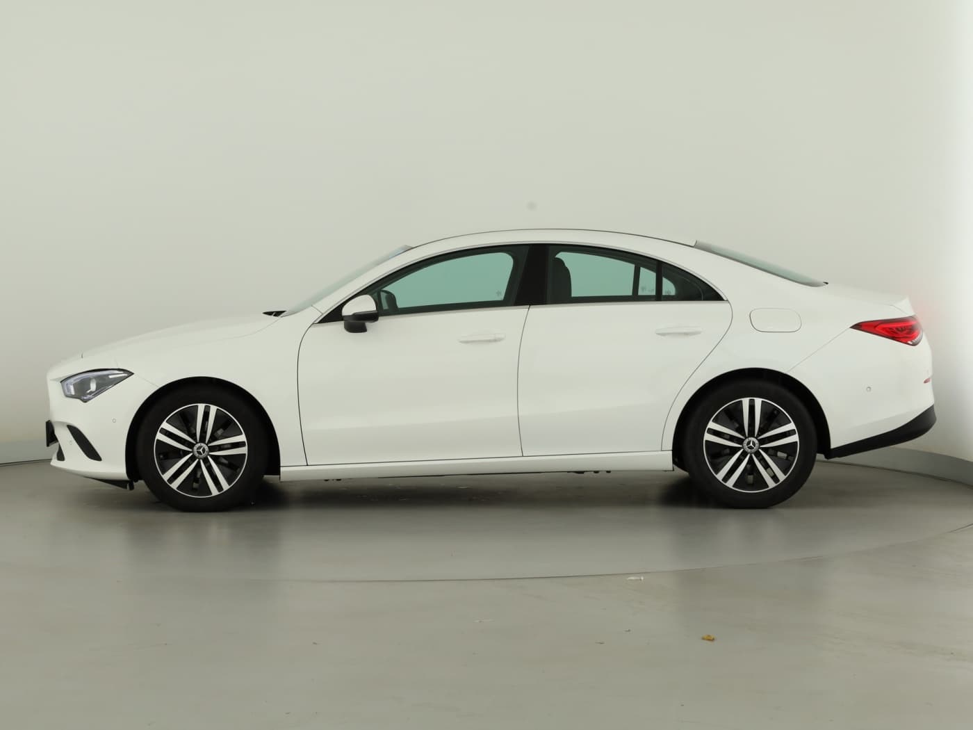 Mercedes-Benz CLA 200 d Bild 7