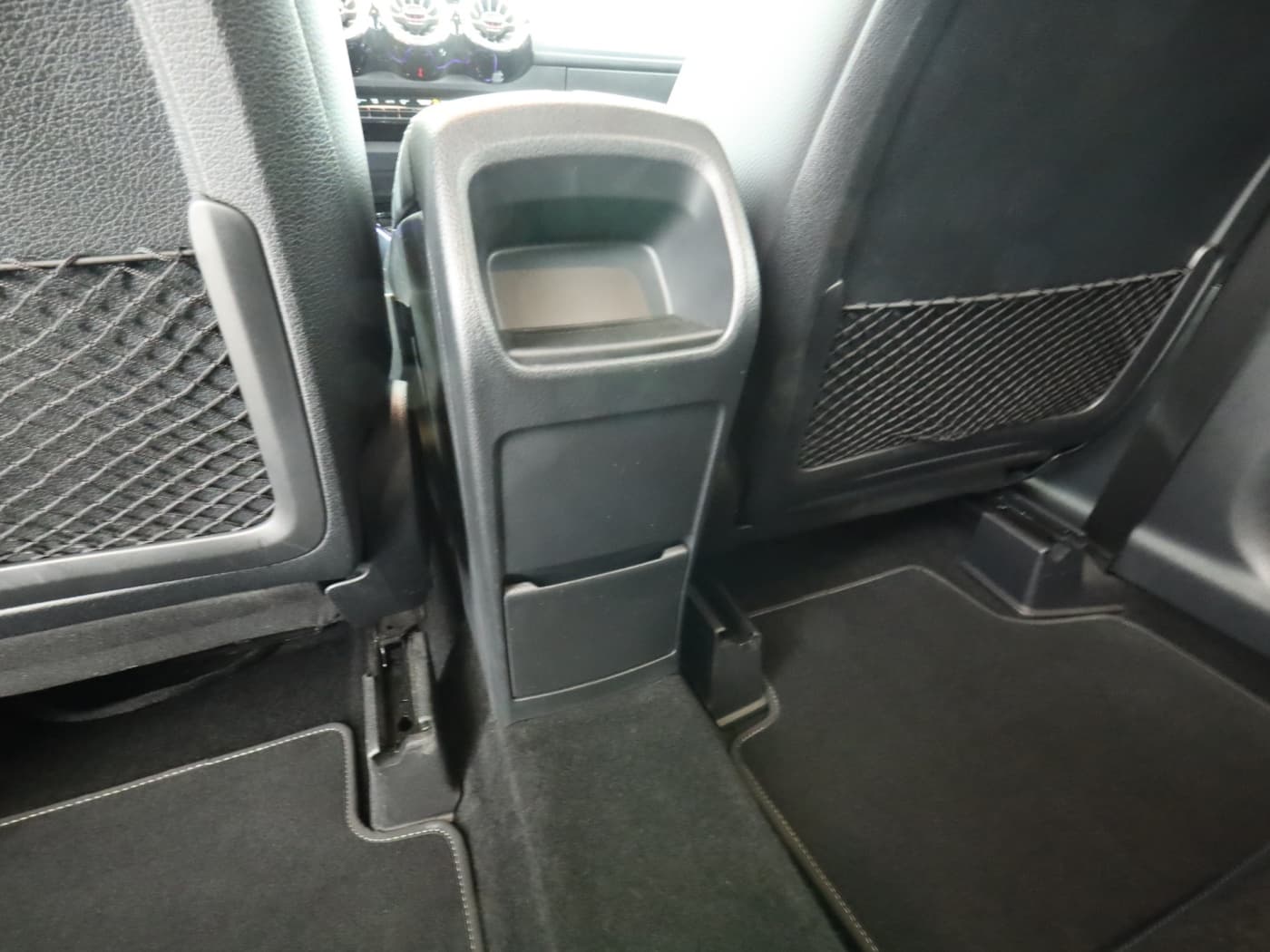 Mercedes-Benz GLB 220 d 4M Bild 25